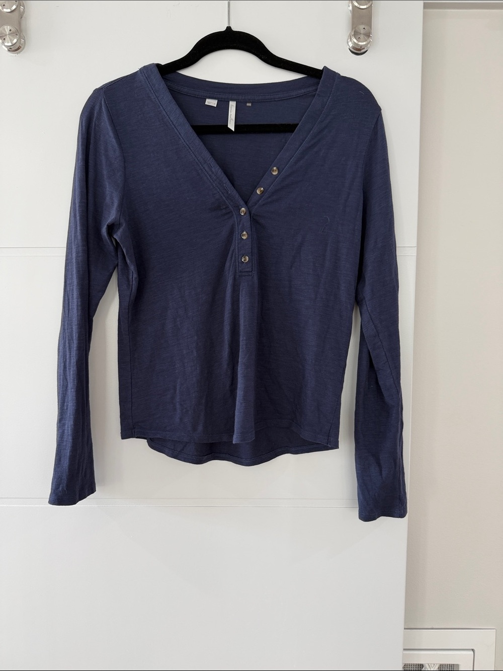 Travis Mathew Women's Long-Sleeve V-Neck Henley - Navy Blue